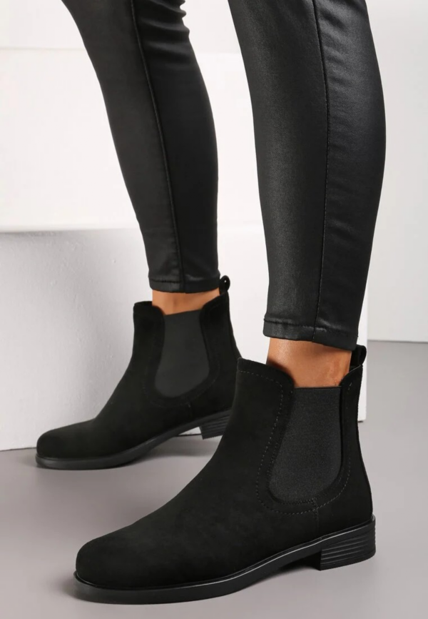 BOTKI damskie 36-41/ 12 par