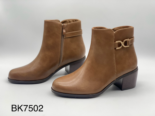 BOTKI damskie 36-41/ 12 par