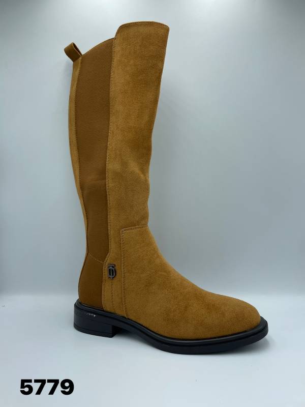 BOTKI damskie 36-41/ 12 par