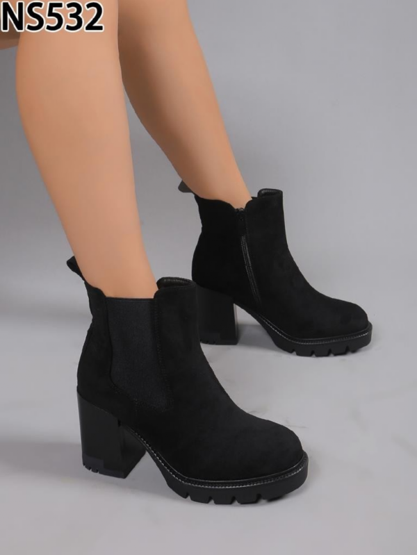 BOTKI damskie 36-41/ 12 par