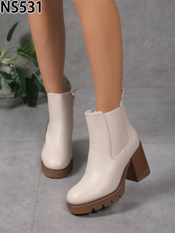 BOTKI damskie 36-41/ 12 par