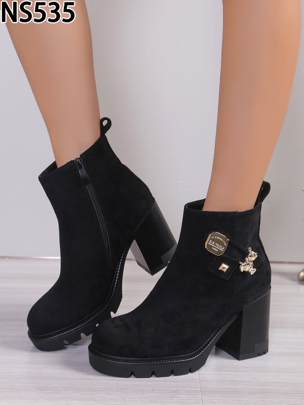 BOTKI damskie 36-41/ 12 par