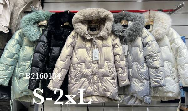 Kurtki damskie zimowe Roz S-2XL, 1 Kolor Paczka 5 szt