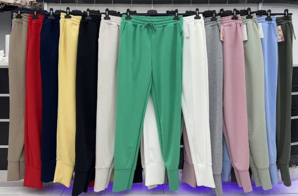 Spodnie damskie (Włoskie produkt) Roz Standard Mix kolor Paczka 5 szt