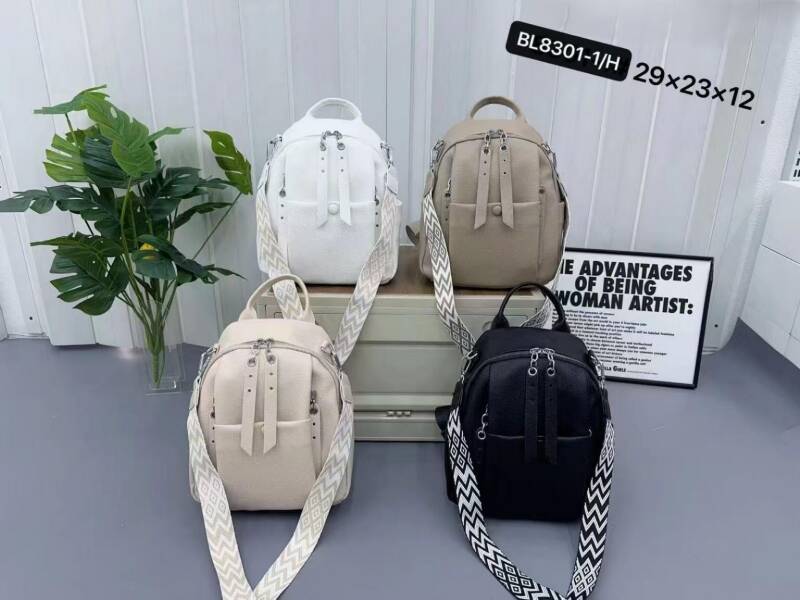 Plecak damskie. Roz Standard. Mix Kolor . Paszka 6 szt