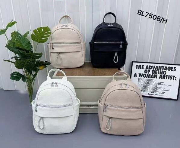 Plecak damskie. Roz Standard. Mix Kolor . Paszka 6 szt