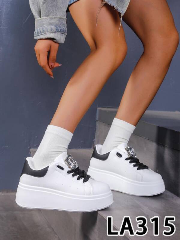 Buty Sportowe damskie 36-41/ 12 par