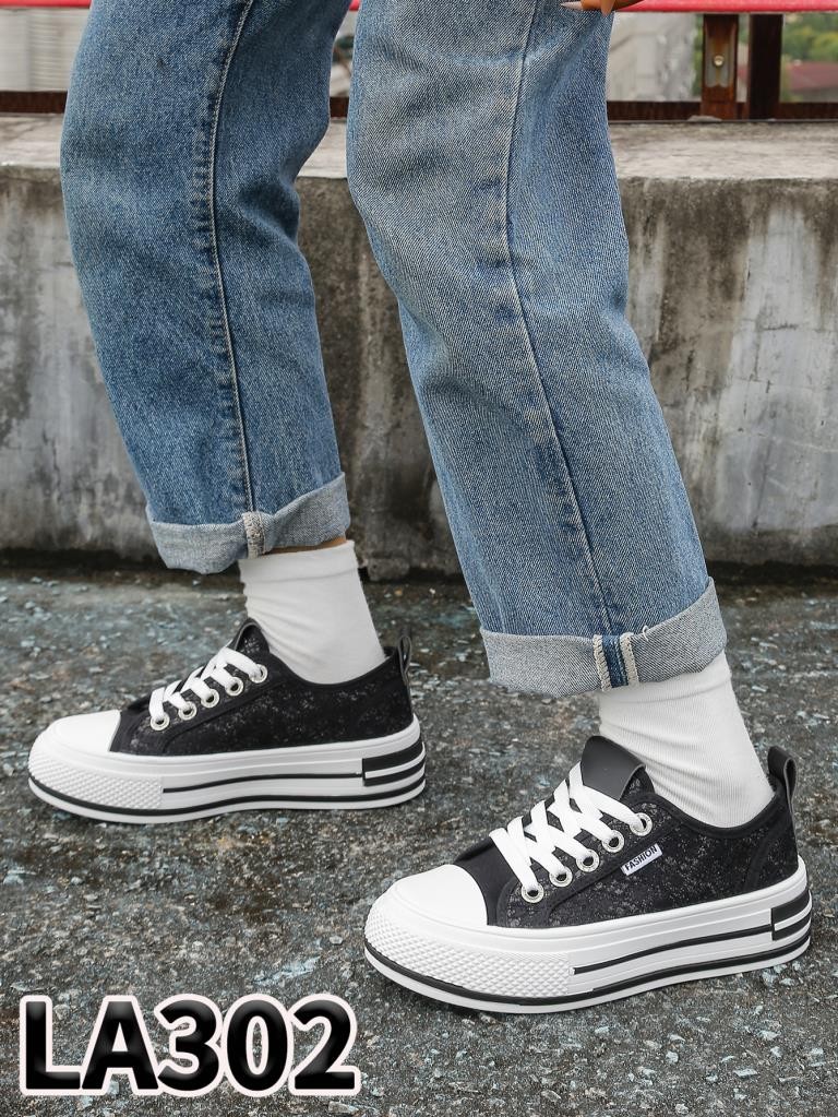 Trampki/Tenisówki Roz 36-41 / 12 par