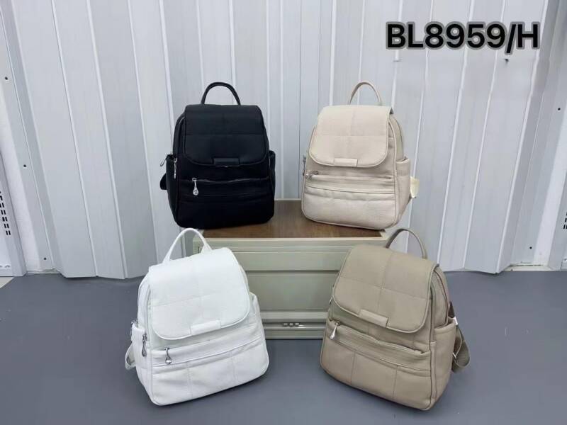 Plecak damskie. Roz Standard. Mix Kolor . Paszka 6 szt