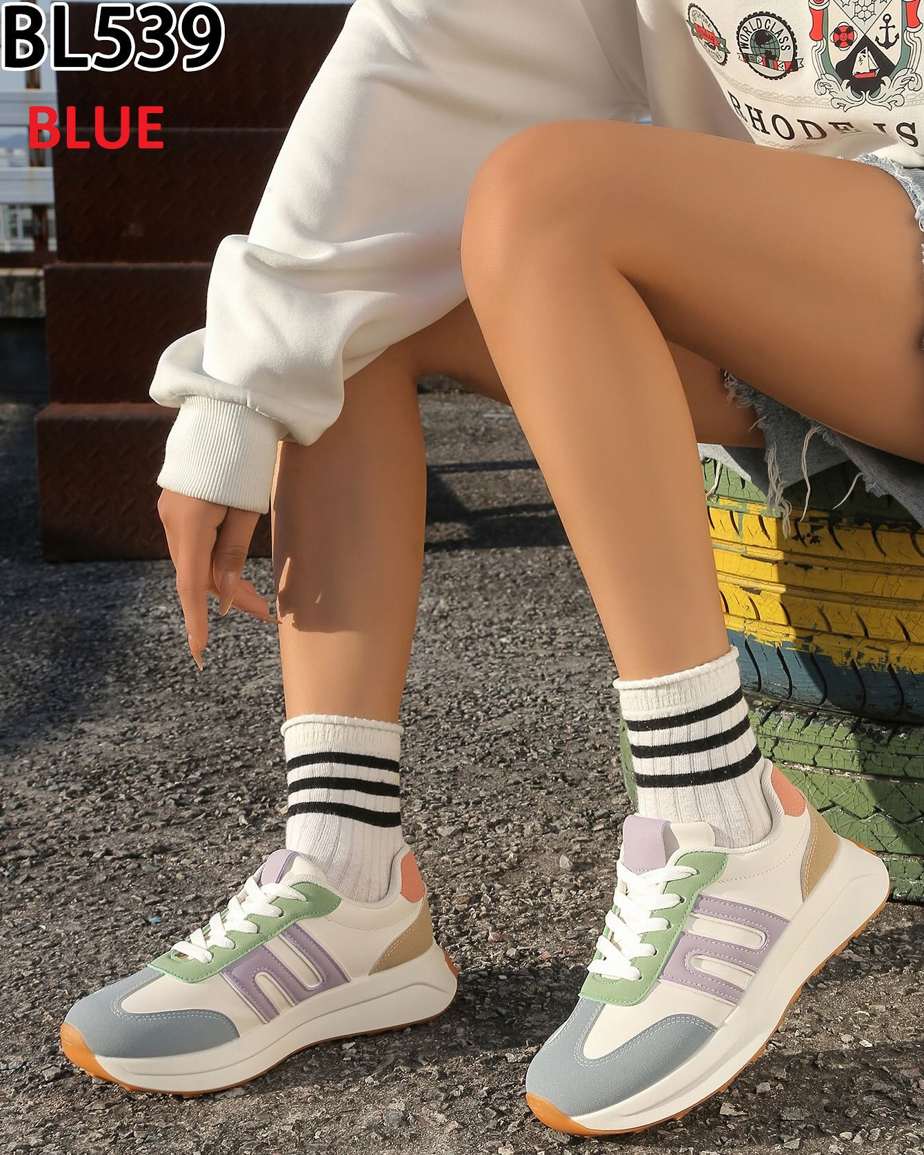 Buty Sportowe damskie 36-41/ 12 par