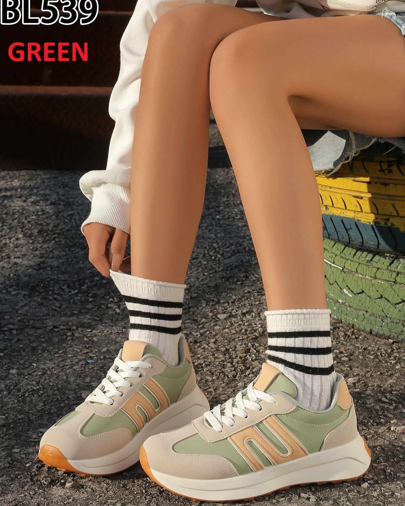 Buty Sportowe damskie 36-41/ 12 par
