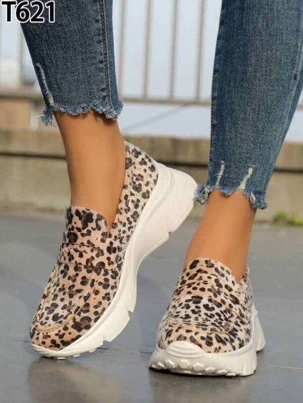 Buty Sportowe damskie 36-41/ 12 par