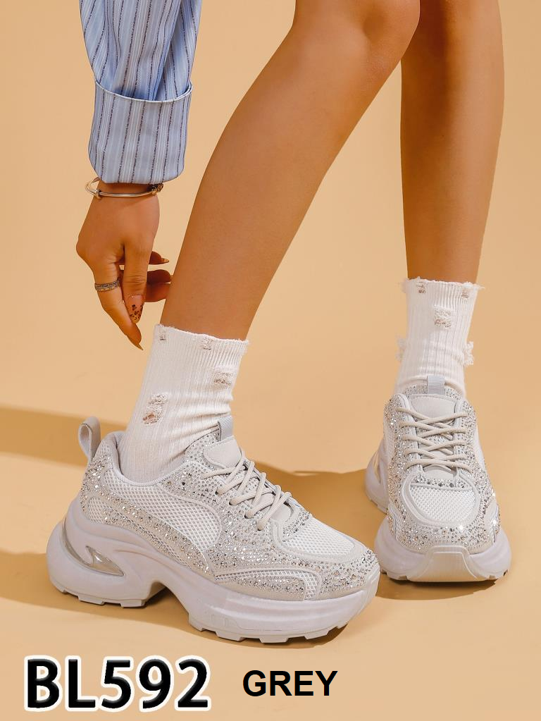Buty Sportowe damskie 36-41/ 12 par