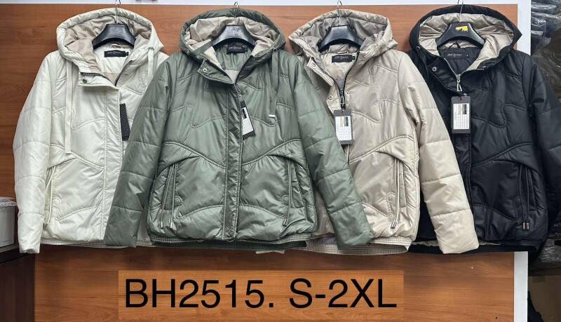 Kurtki damskie zimowe Roz S-2XL, 1 Kolor Paczka 5 szt