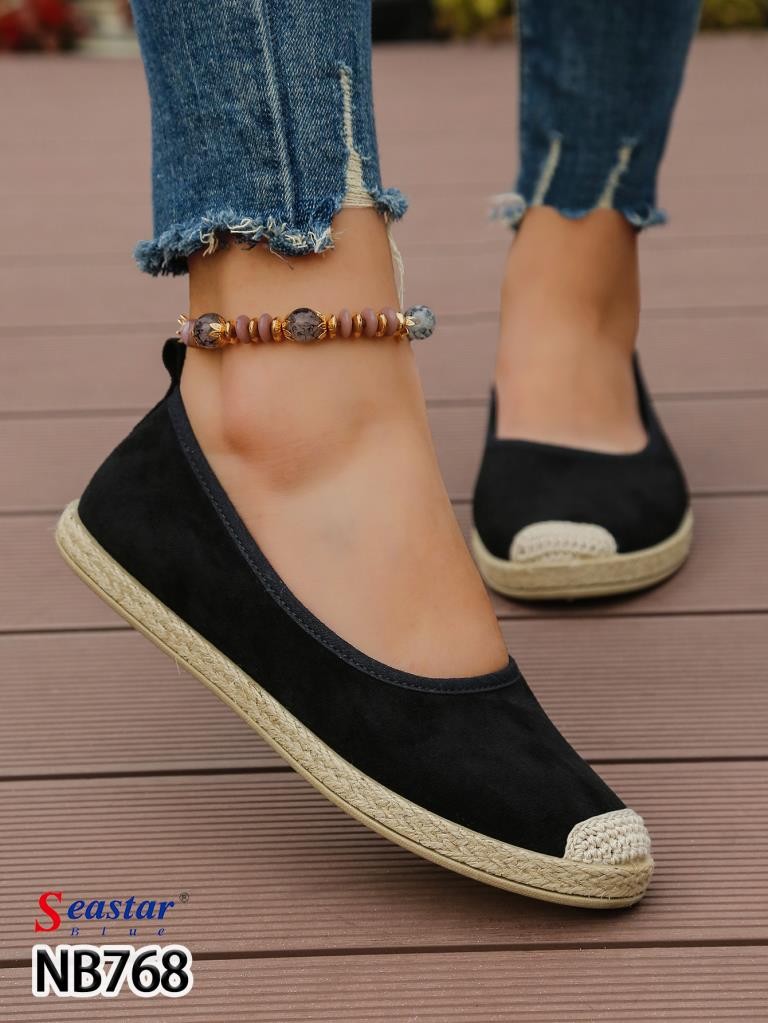 Balerinki / Espadryle damskie Roz 36-41 / 12 par