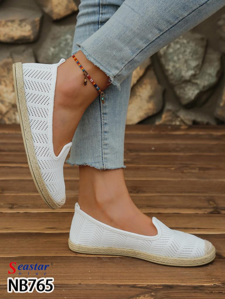Balerinki / Espadryle damskie Roz 36-41 / 12 par