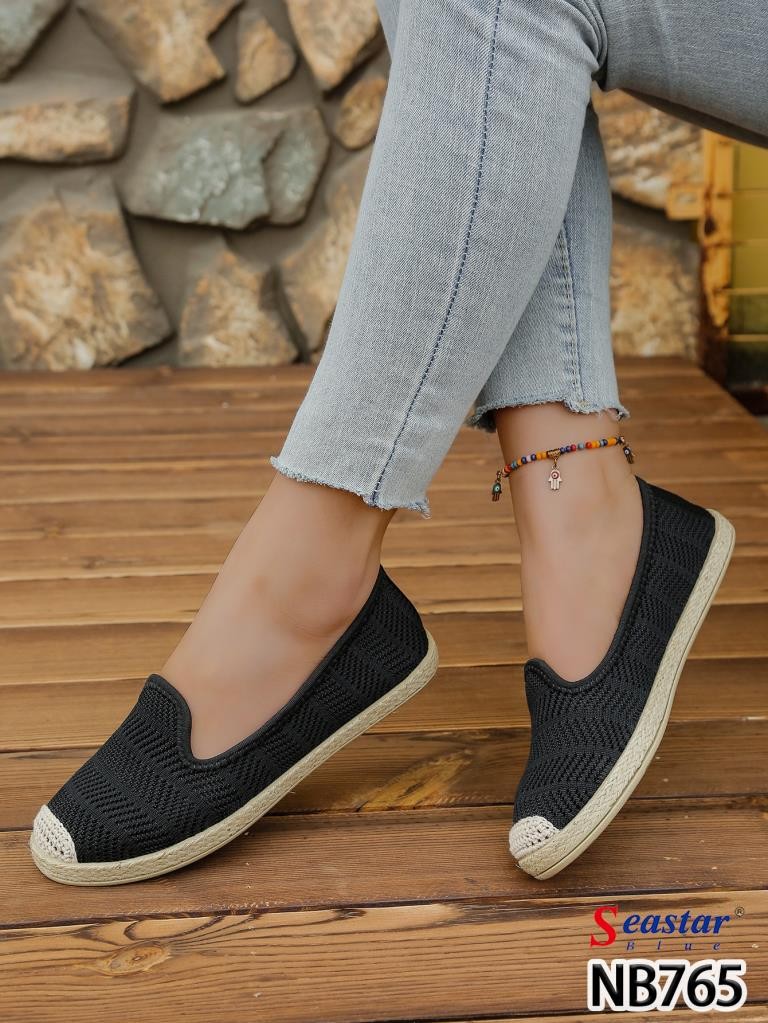 Balerinki / Espadryle damskie Roz 36-41 / 12 par