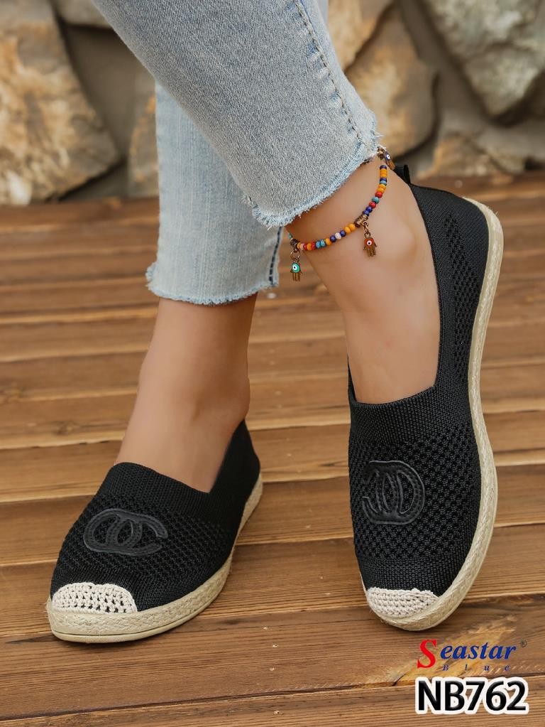 Balerinki / Espadryle damskie Roz 36-41 / 12 par