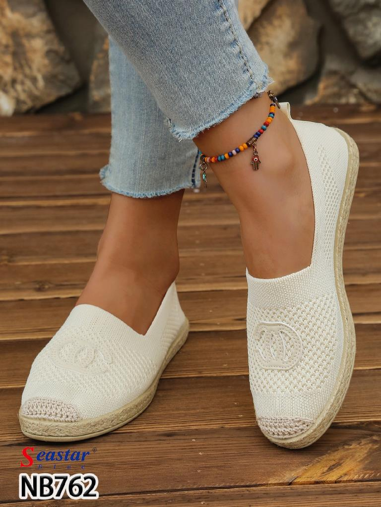 Balerinki / Espadryle damskie Roz 36-41 / 12 par