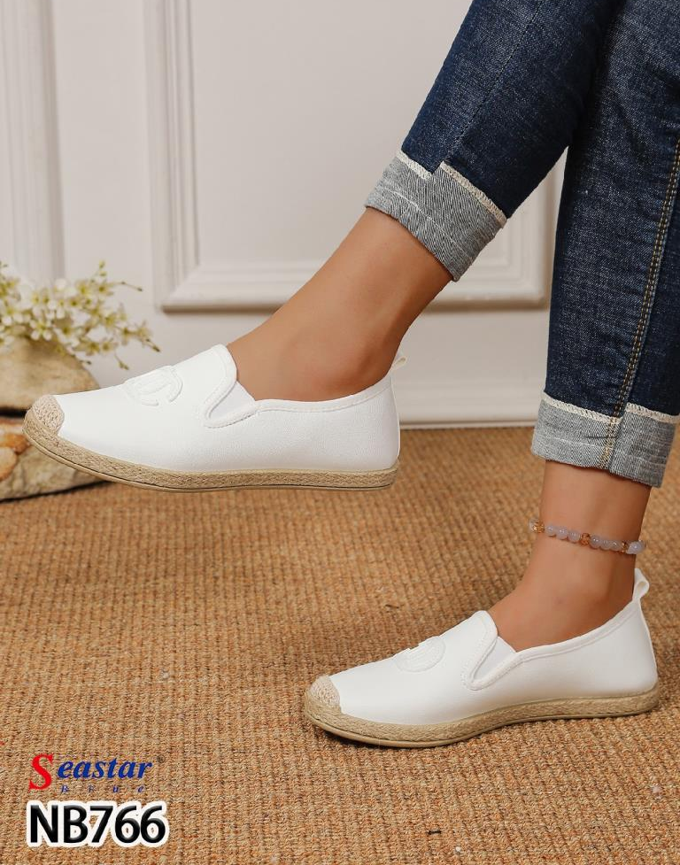 Balerinki / Espadryle damskie Roz 36-41 / 12 par