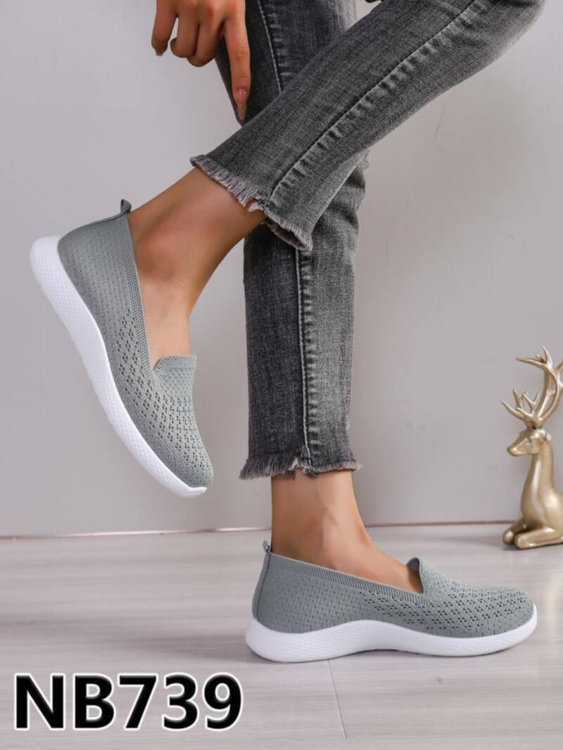 Buty sportowe damskie  36-41/ 12 par