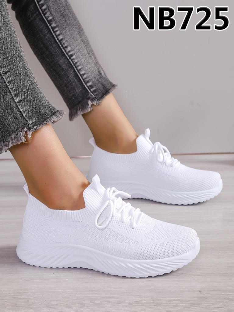 Buty sportowe damskie  36-41/ 12 par